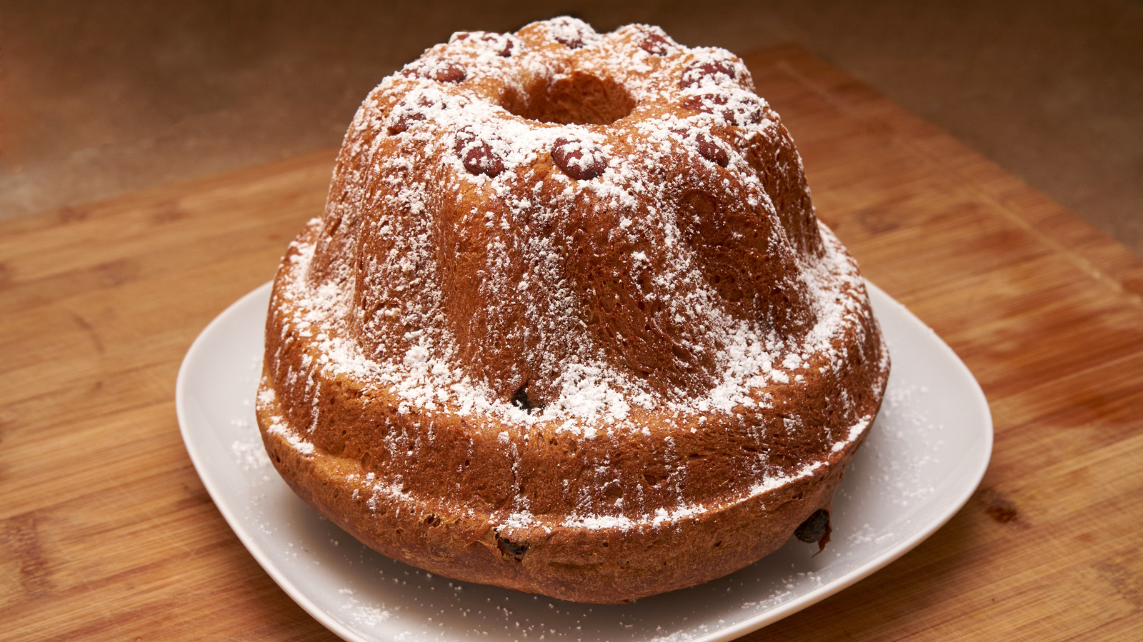 Kugelhopf Is The Mysterious Cake Popularized By Marie