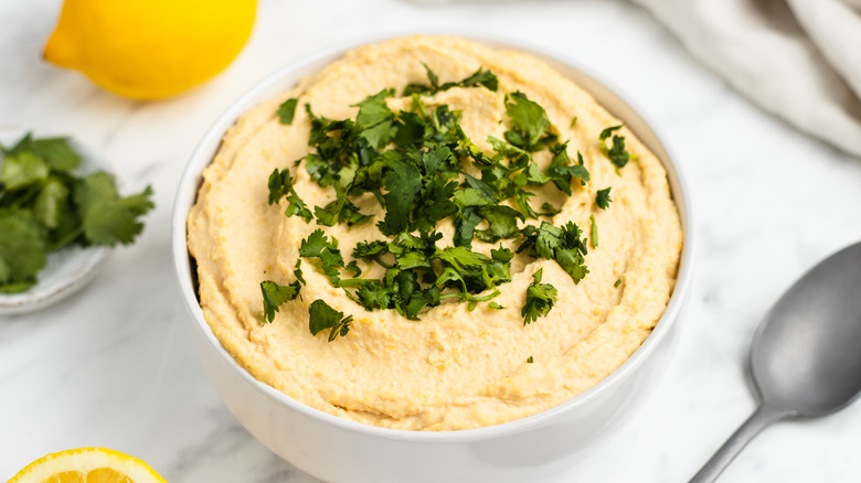 lemon hummus with cilantro