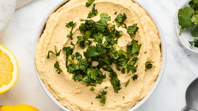 lemon hummus with cilantro