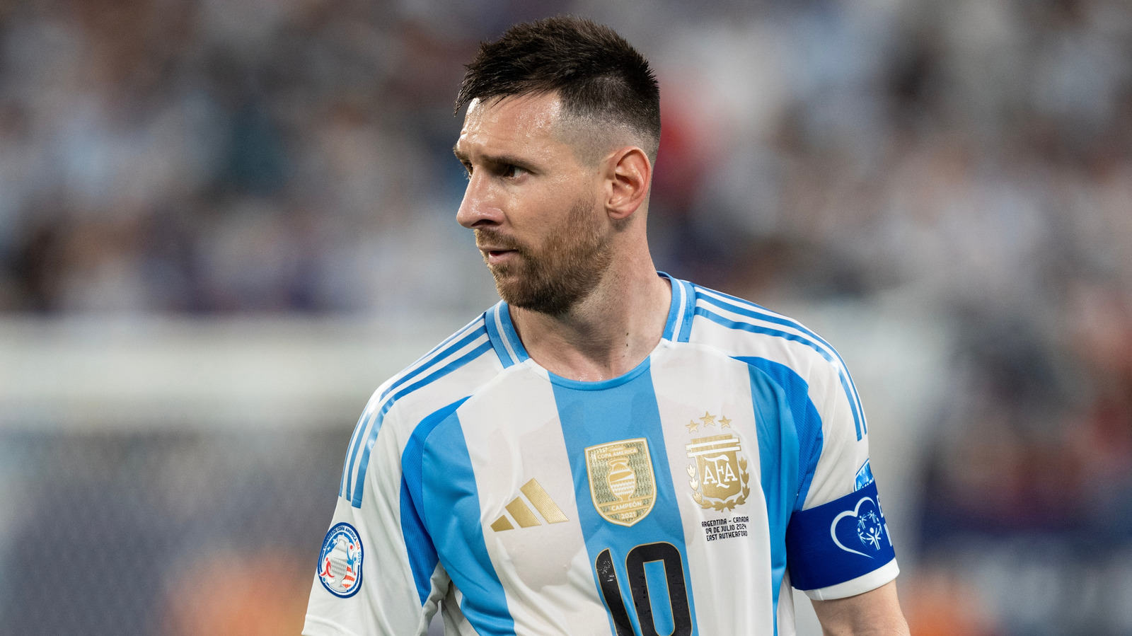 <a href="https://www.mashed.com/2211128/lionel-messi-pizza-controversy/" target="_blank">Lionel Messi’s Unique Pizza Choice Sparked A Food Debate Online</a>