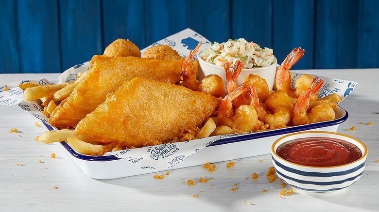 Long John Silver's food platter