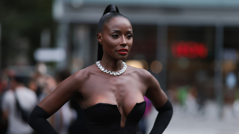 Lorraine Pascale photographed outside a fashion show venue during London Fashion Week in September 2023