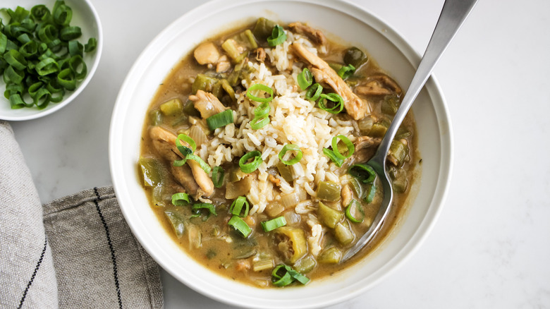 chicken gumbo with rice
