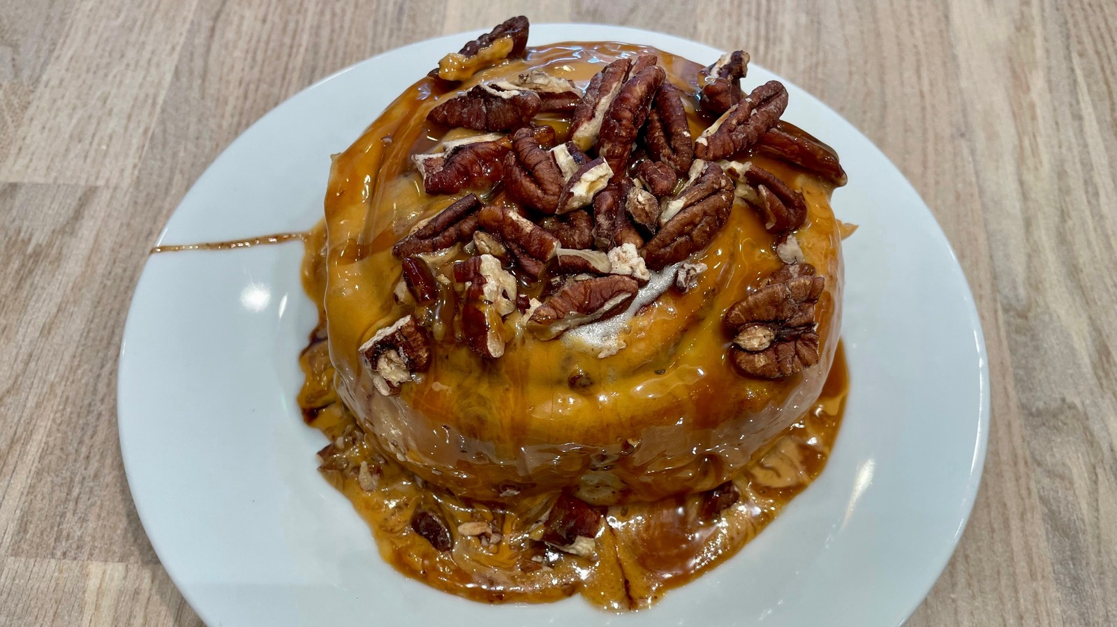 Make Cinnamon Rolls In The Slow Cooker For An Extra Gooey Dessert