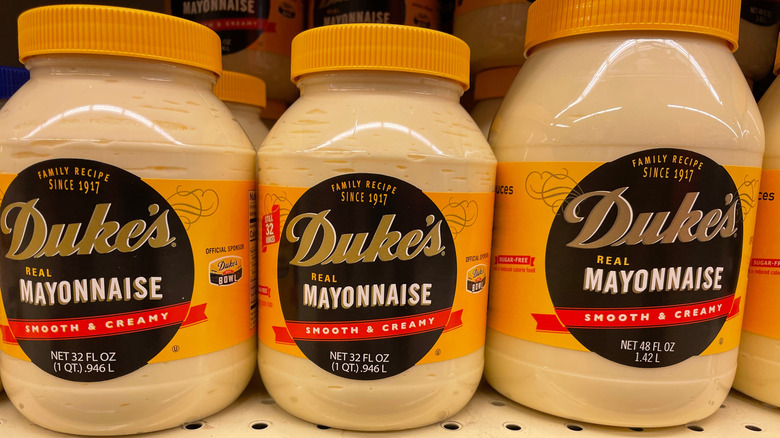 Jars of Duke's mayo on grocery shelf