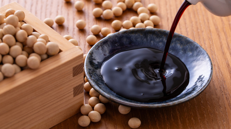 Pouring soy sauce