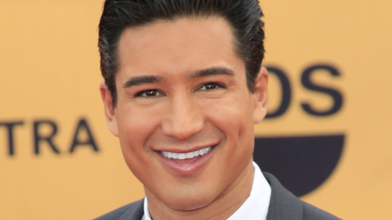 Mario Lopez smiling