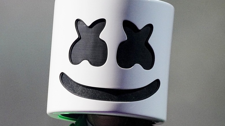 DJ Marshmello facemask