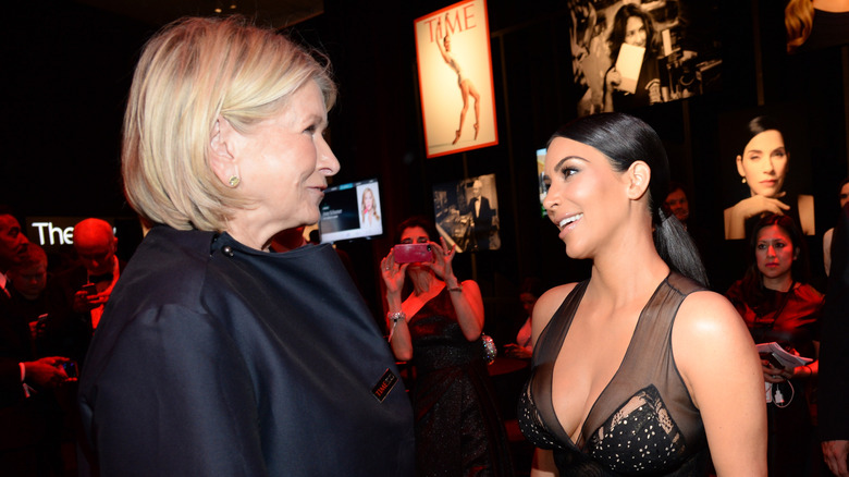 Martha Stewart and Kim Kardashian talking on red carpet