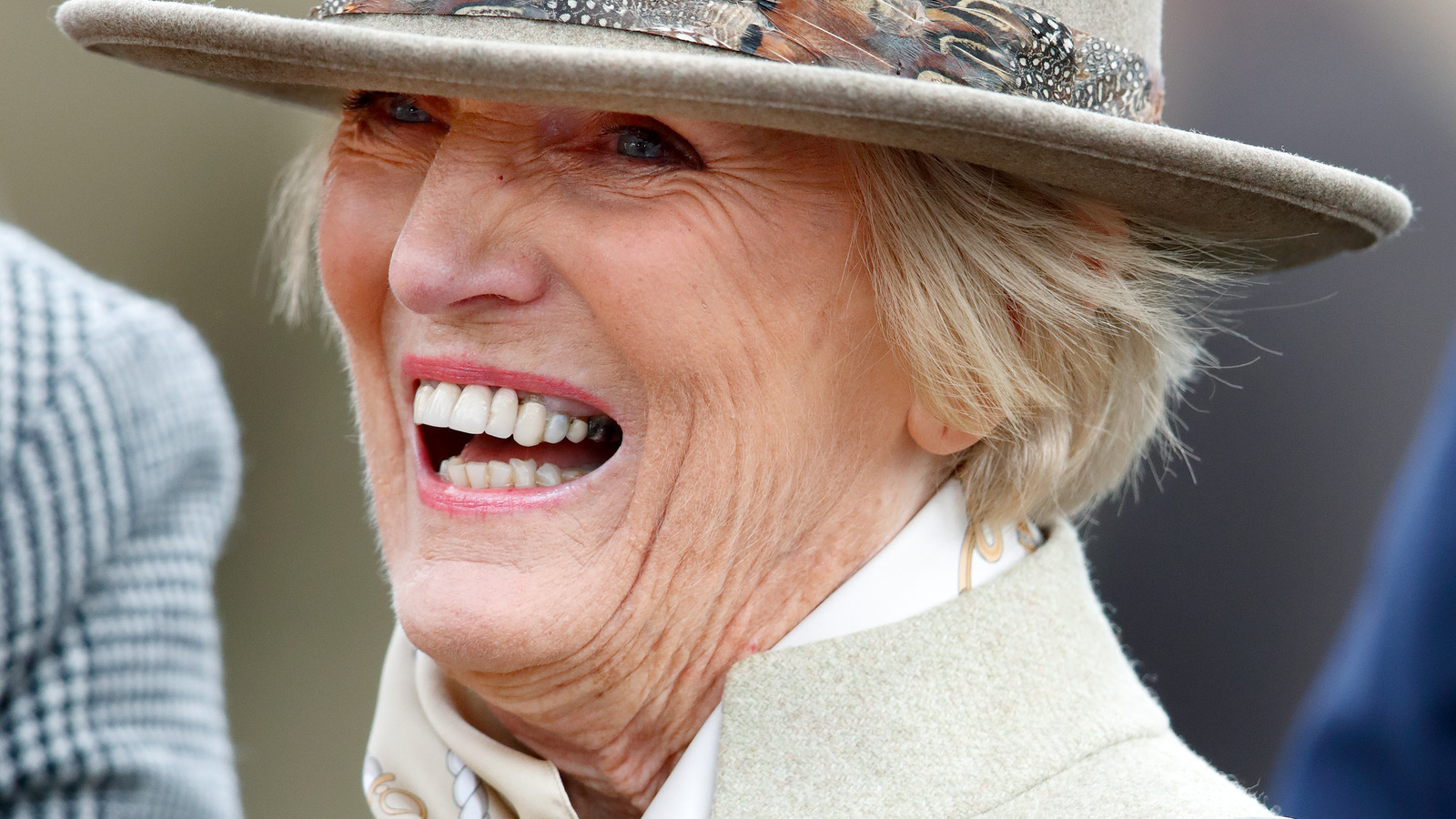 Mary Berry's Pro Tip For Banana Bread With Perfectly-Balanced Texture