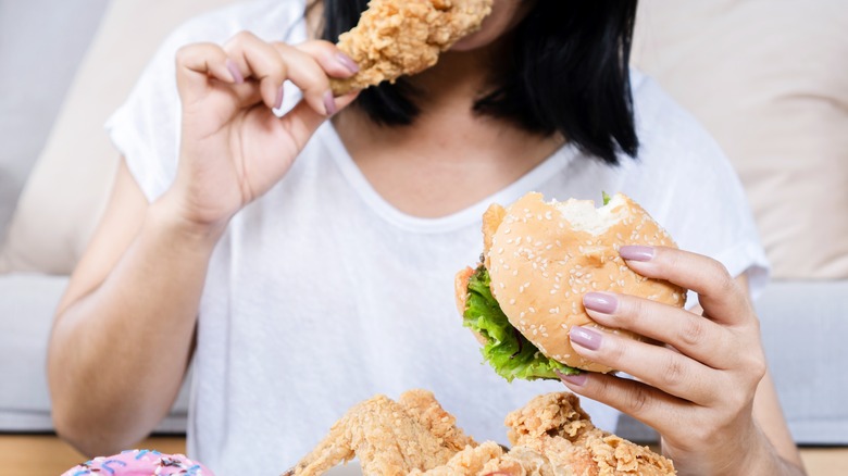 girl eating fast food