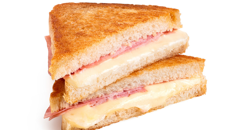 Spicy grilled cheese sandwich