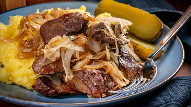 Liver and onions with mashed potatoes and dill pickle