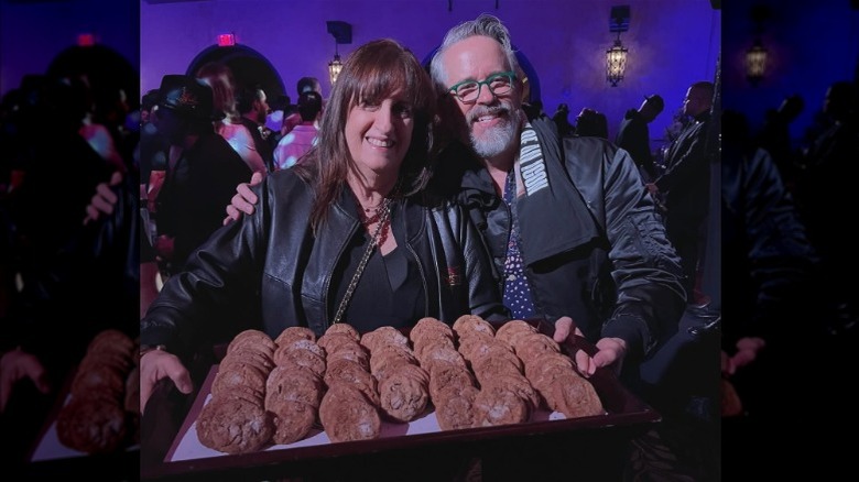 Akasha Richmond and Mani Niall with Michael Jackson's maple pecan cookies