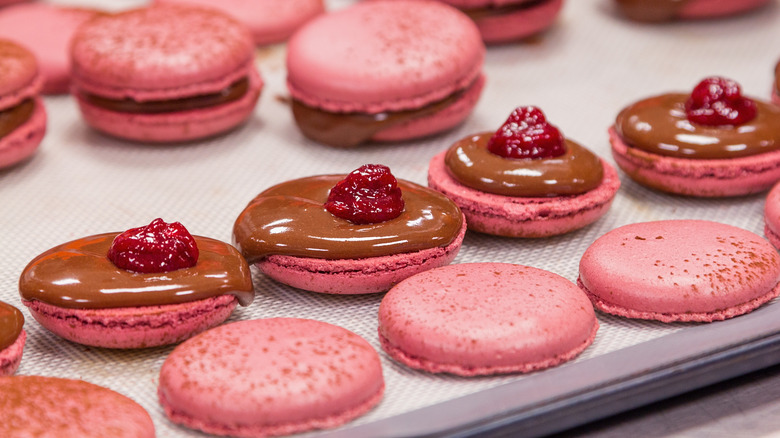 Macarons with chocolate ganache