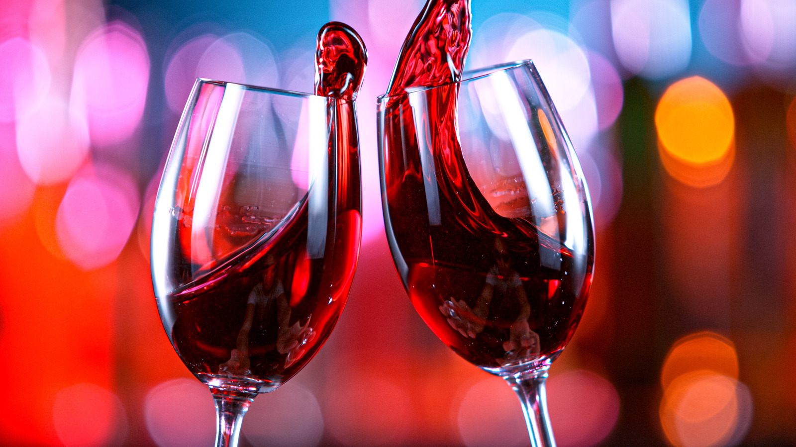 12 Mistakes Everyone Makes When Drinking Red Wine