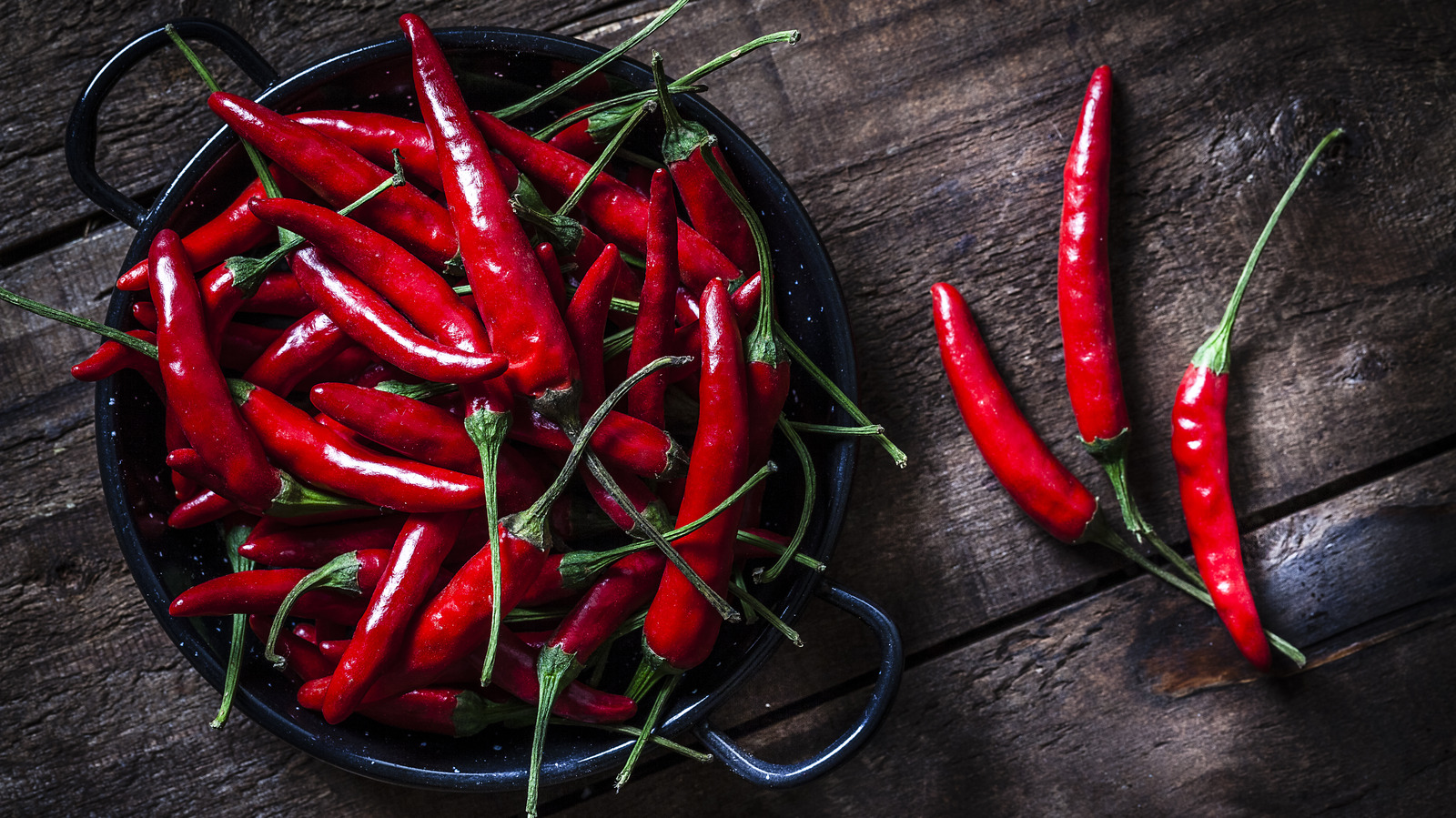 12 Mistakes Everyone Makes With Chiles