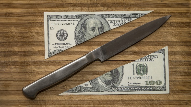 12 Things You Should Never-Ever Do With Your Kitchen Knives