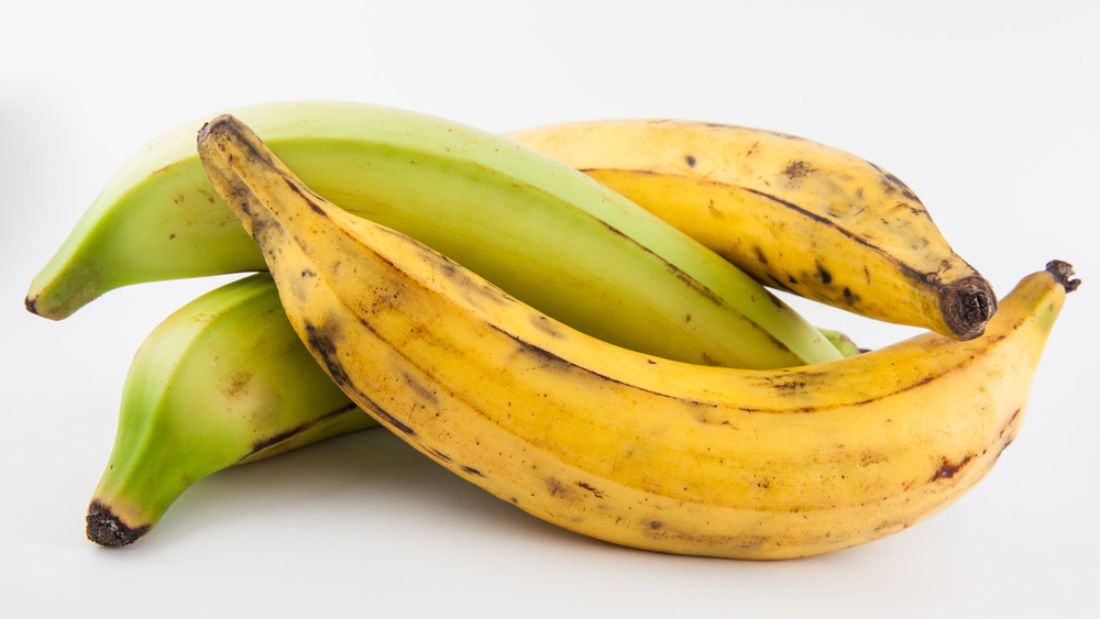 Green and yellow plantains