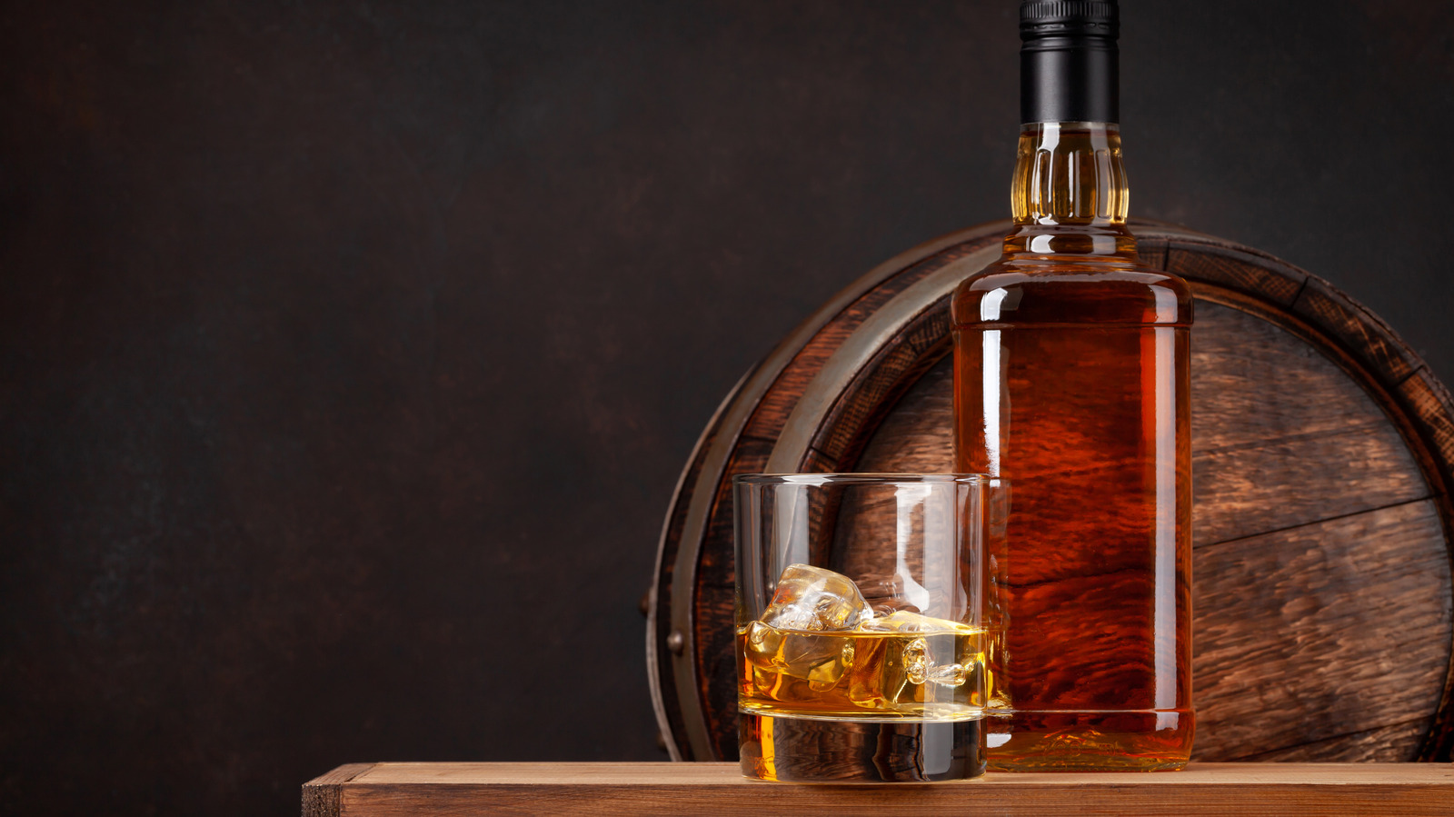 Mistakes Experts Want You To Stop Making When Storing Whiskey