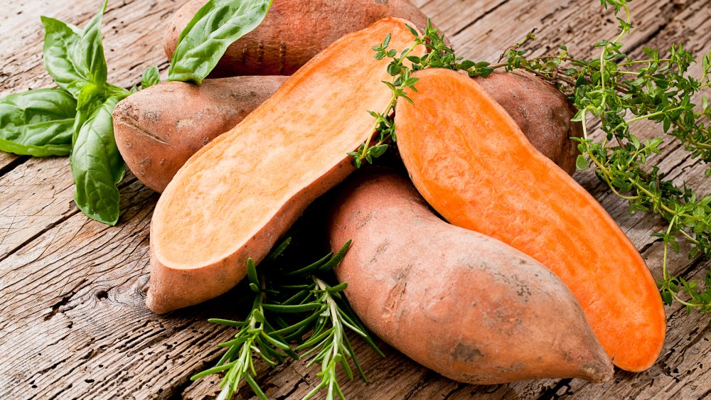 Sweet potatoes with thyme, basil, and rosemary