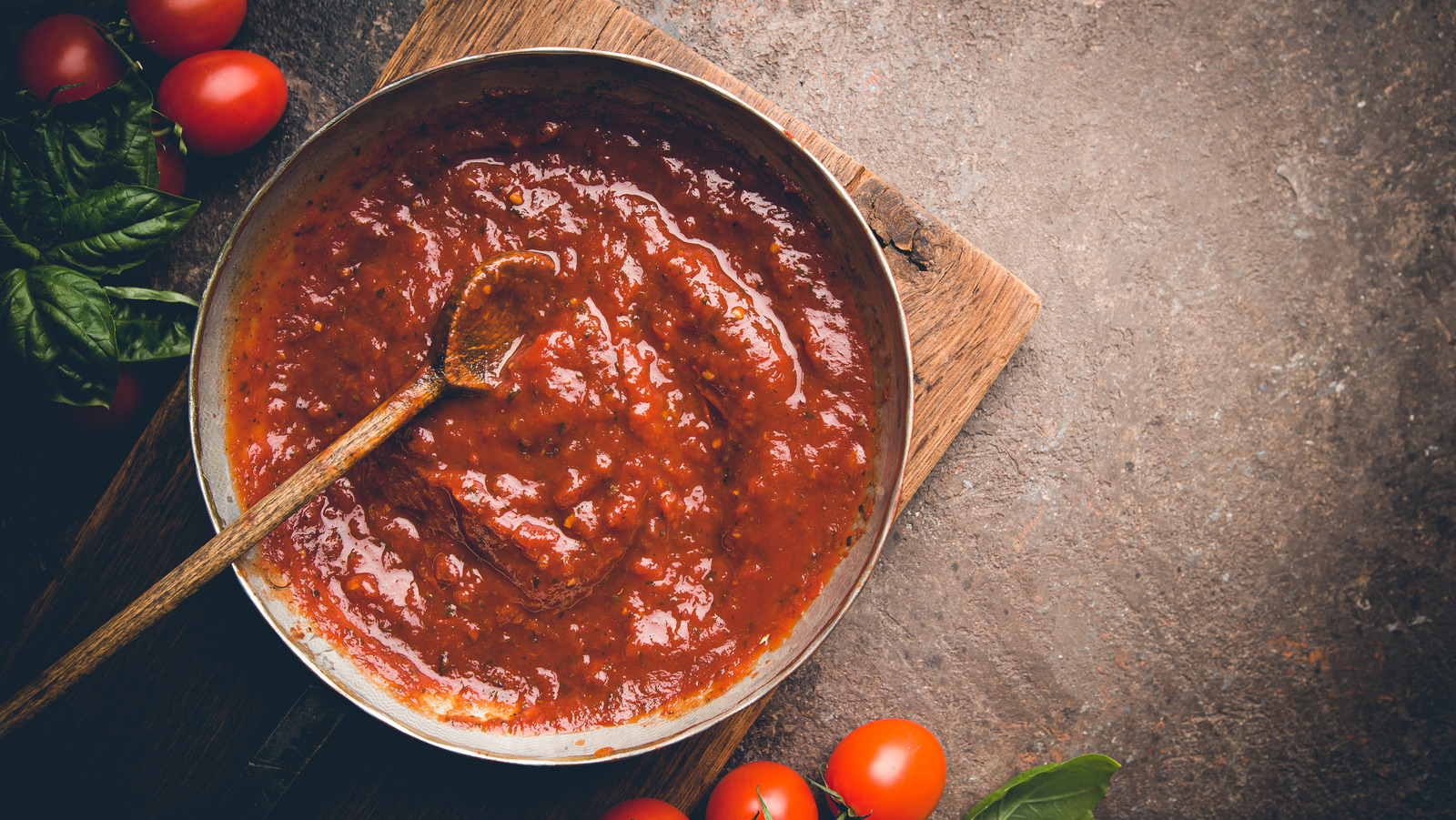 Mistakes You're Making With Your Homemade Tomato Sauce