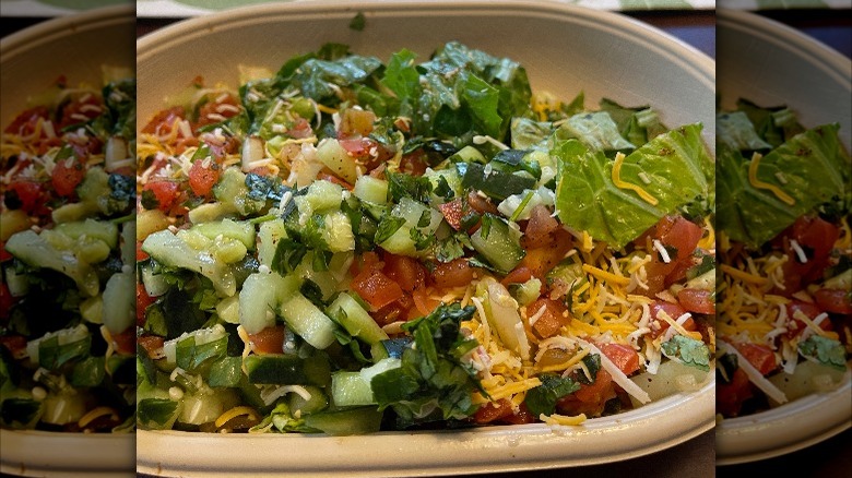 Moe's salad bowl