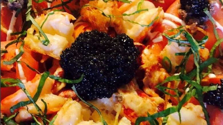 Close-up of SeeNay pizza from Steveston Pizza.