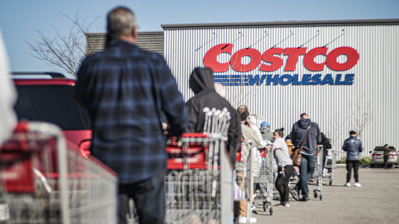 shoppers lining up in front of Costco