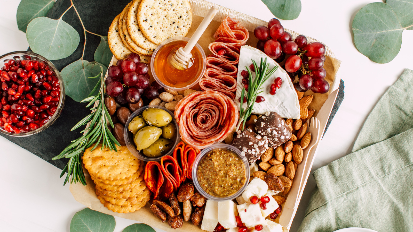Must Have Items For Your Christmas Charcuterie Board