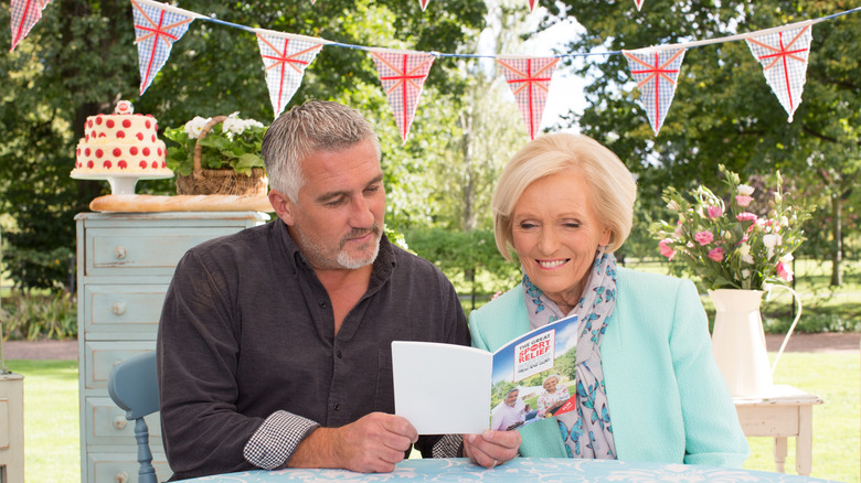 Mary Berry and Paul Hollywood in Bake Off tent