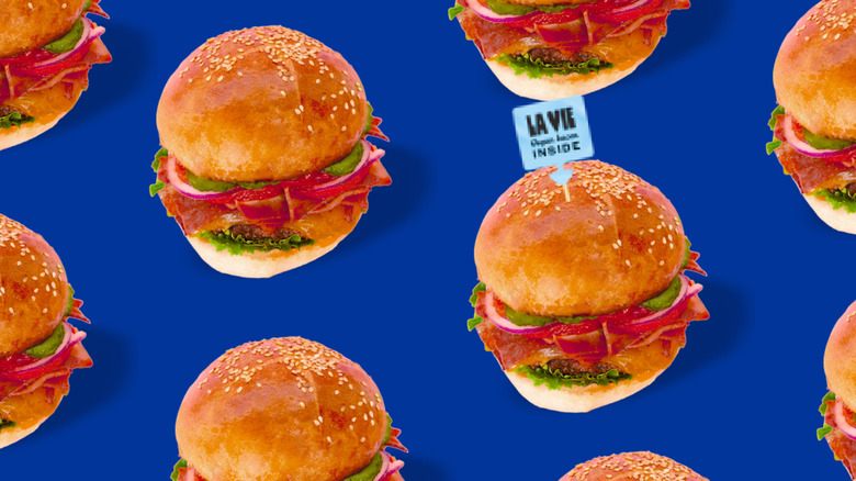 La Vie Bacon Burger