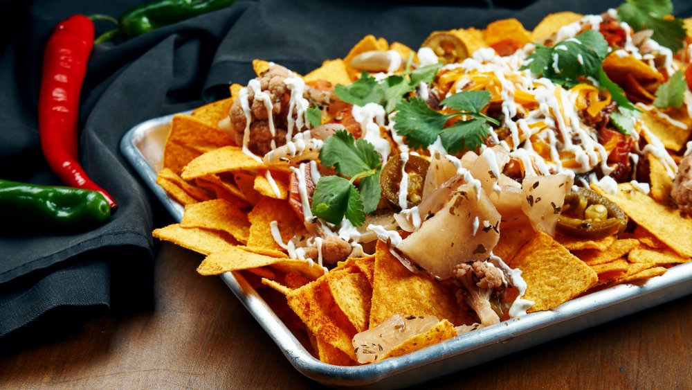 plate of nachos