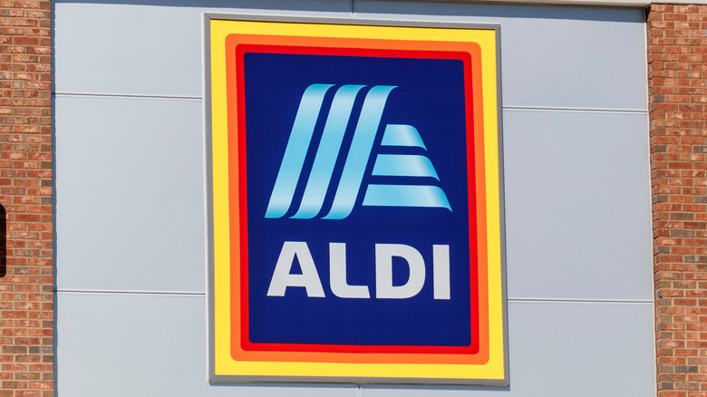 Aldi sign on outside of building  