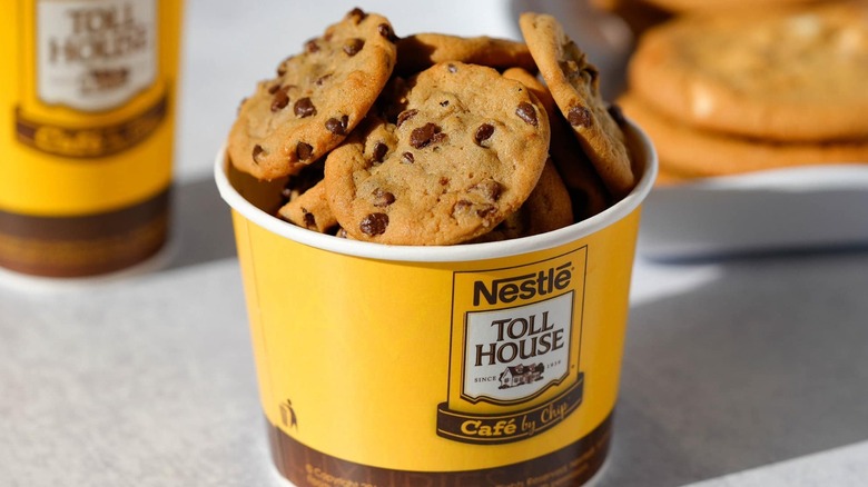 Toll House cookie bucket