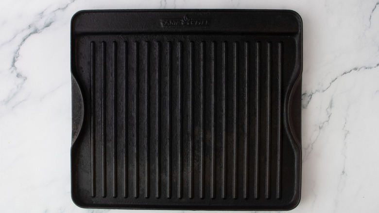 Grill pan on countertop
