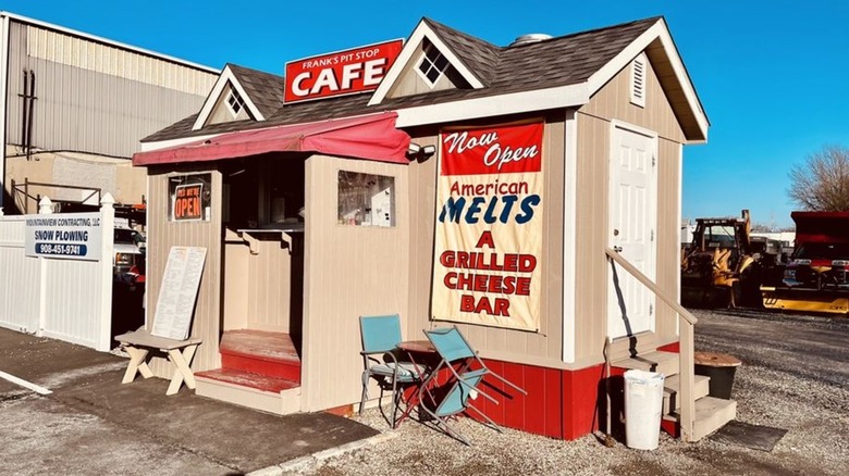 American Melts grilled cheese shack in New Jersey