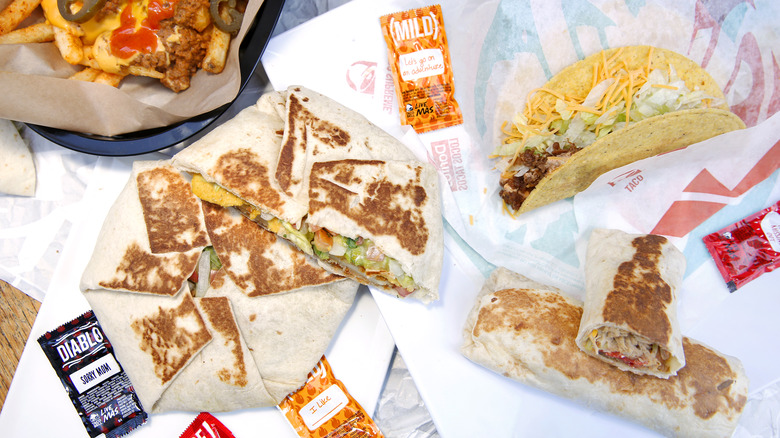 variety of taco bell food