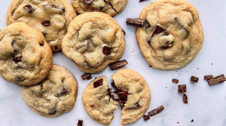 Fluffly chocolate chip cookies