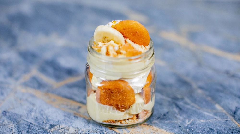 no-bake banana pudding served