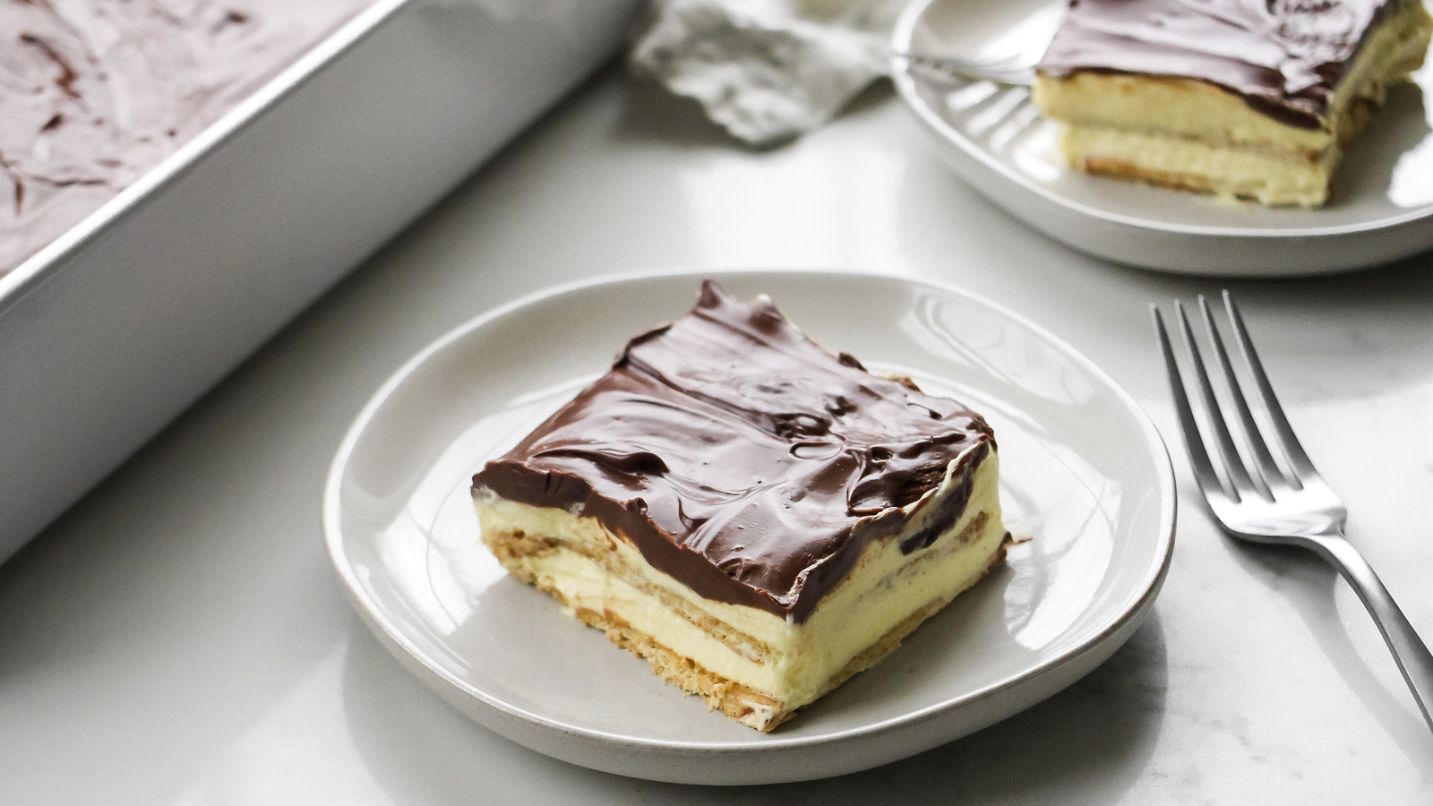 No Bake Chocolate Eclair Cake  The Novice Chef