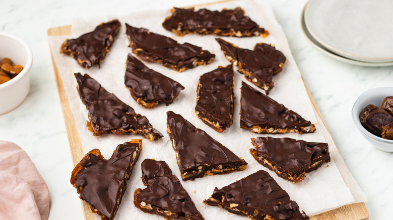 pieces of chocolate date bark 