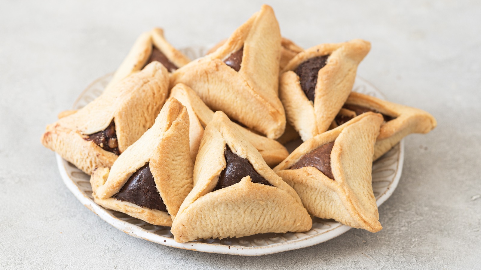Nobody Really Knows Why Triangular Food Is Served On Purim