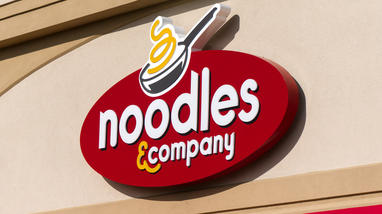 The Noodles & Company restaurant logo