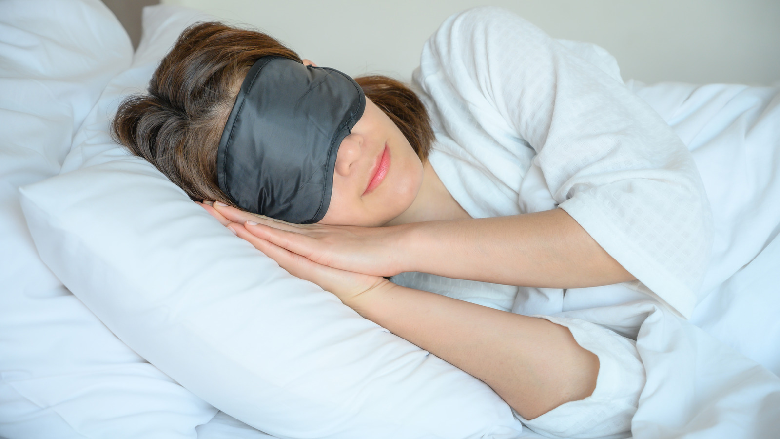 Nutritionists Think You Should Eat This Fruit Before Bed