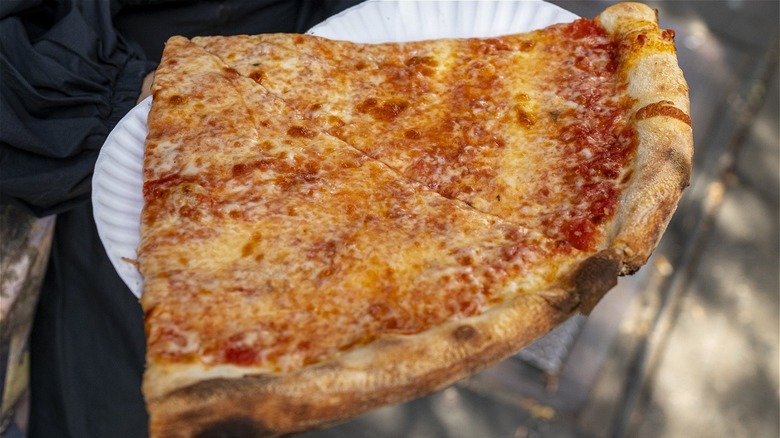 New York cheese pizza slices