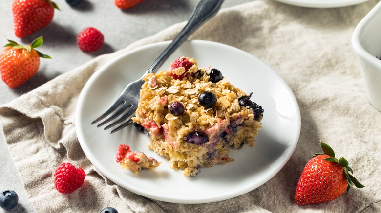 oatmeal casserole slice