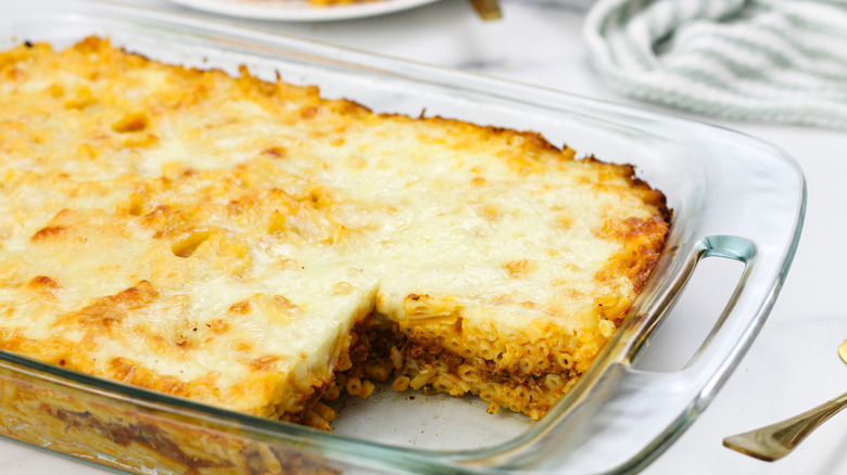 mac and cheese lasagna in baking dish
