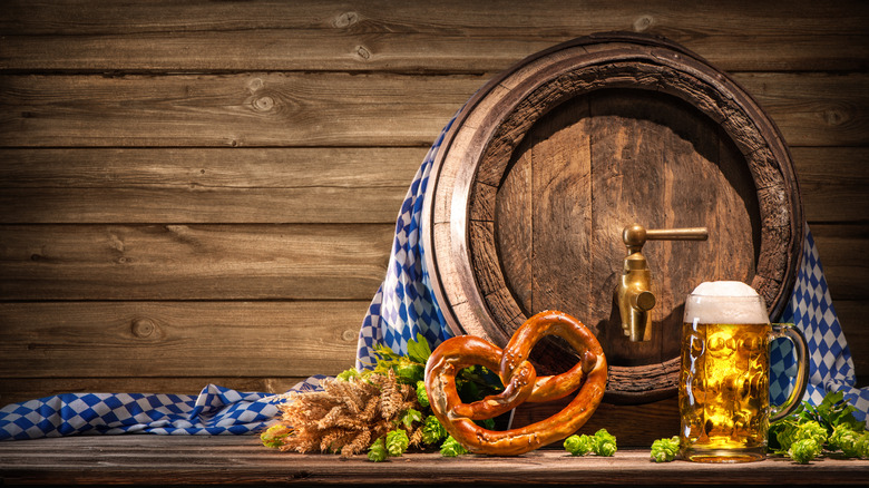 Beer keg, beer stein, pretzel