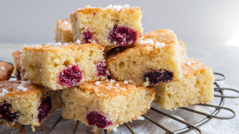 sliced blackberry cake